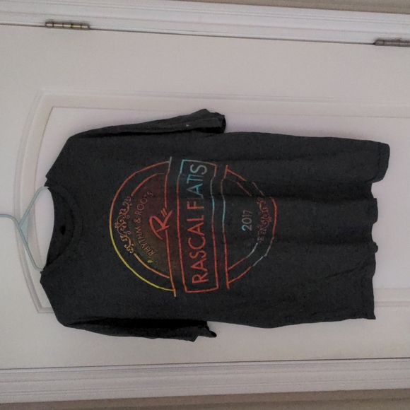 Rascal Flatts 2017 Tour Shirt - Picture 1 of 3